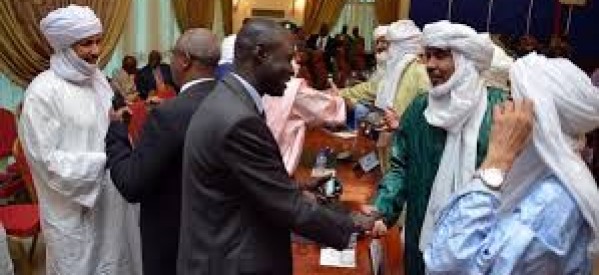 Mali / Azawad: La Coordination des mouvements de l’Azawad paraphe seulement l’accord de paix