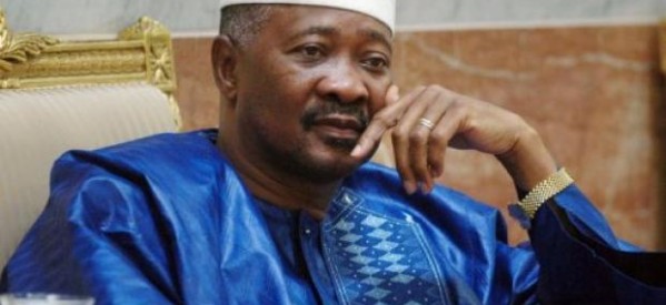 Mali / Sénégal: l’ex-président ATT garde le silence face aux accusations de haute trahison