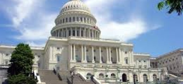 Etats-Unis: Le Congrès autorise la Maison Blanche à emprunter un an sans limite