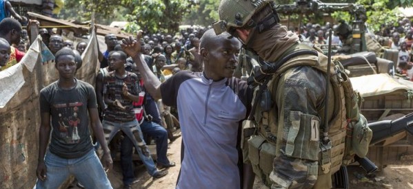 Centrafrique: la France et l’UE envisagent d’accroître leur contingent