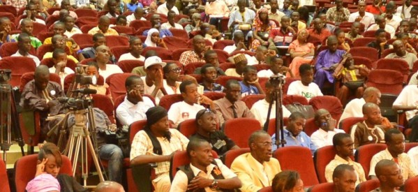 Communiqué: le Cercle des universitaires et intellectuelles condamne le coup d’Etat en Gambie
