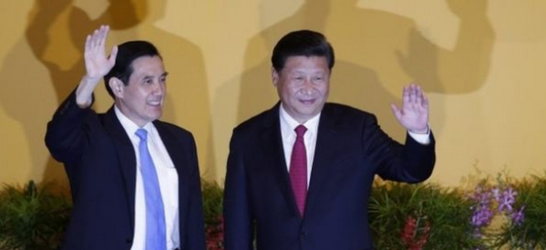 Chine / Taïwan: Poignée de main historique à Singapour