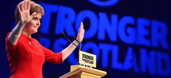 Ecosse: Nicola Sturgeon réclame un nouveau référendum sur l’indépendance