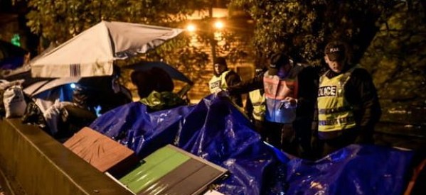 France : Des campements de migrants vidés à Paris