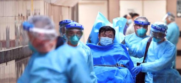 Chine:  L’OMS se veut rassurante malgré 1.900 morts du coronavirus