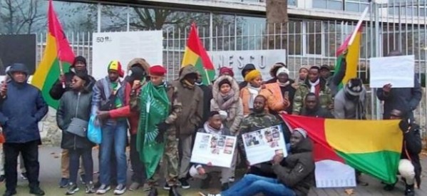Guinée-Bissau : La diaspora bissau-guinéenne manifeste de le siège de l’UNESCO à Paris