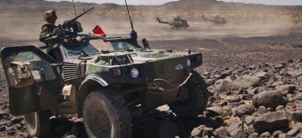 Mali: Trois bases de l’armée française attaquées