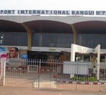Centrafrique : L’aéroport de la capitale assiégé par des milliers de personnes