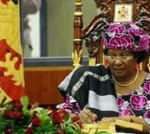 Malawi: la présidente Joyce Banda limoge son gouvernement pour cause de corruption