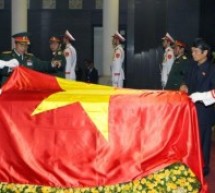 Vietnam: Le peuple rend hommage au général Giap