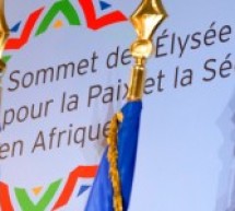 France / Afrique: Hollande propose la formation des armées africaines