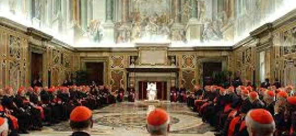 Italie / Vatican: Démission du porte-parole du Saint-Siège et de son adjointe