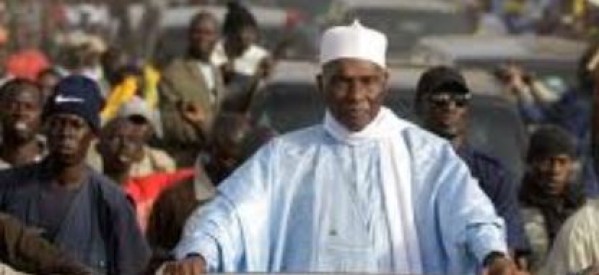Sénégal: Macky Sall interdit un meeting pour le retour à Dakar de l’ex-président Abdoulaye Wade