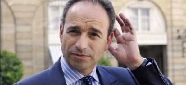 France: Copé quitte la tête de l’UMP et fera de la politique « autrement »