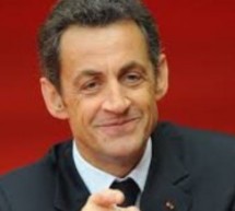 France: Nicolas Sarkozy refait surface en politique et se porte candidat à la présidence de son parti