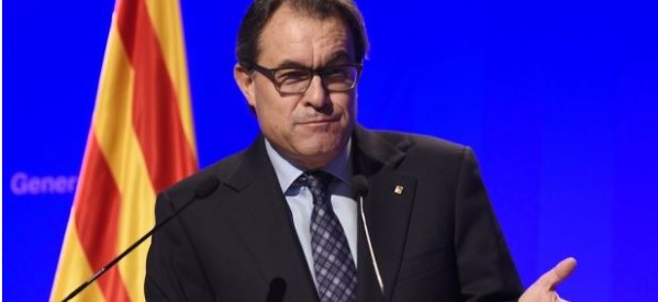 Catalogne: le président catalan propose un « dialogue permanent » à l’Espagne