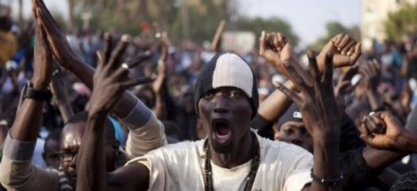 Casamance: Plusieurs milliers de manifestants du MFDC dans les rues de Ziguinchor pour réclamer l’indépendance et la paix