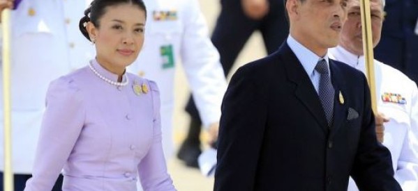 Thaïlande: La princesse Srirasmi renonce à la royauté