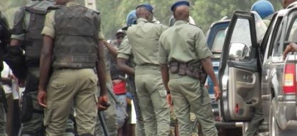 Casamance: Marche des étudiants de Ziguinchor sur Dakar, la gendarmerie Sénégalaise s’y mêle et matraque les jeunes marcheurs