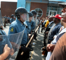 Etats-Unis: nouvelles violences et arrestations à Ferguson