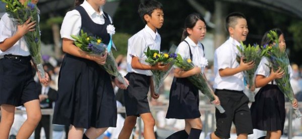 Japon: célébration du 70ème anniversaire de l’attaque à la bombe atomique de Hiroshima