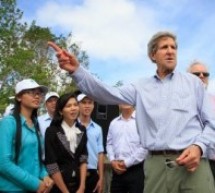 Vietnam / Etats-Unis: John Kerry appelle à des progrès sur les droits de l’homme