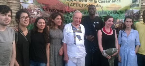 Casamance : les étudiants du Kekendo font le charme aux populations de Casamance et même aux étudiants Américains