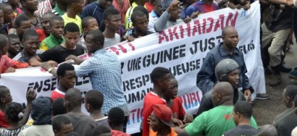 Guinée: un mort lors d’une grande manifestation de l’opposition à Conakry