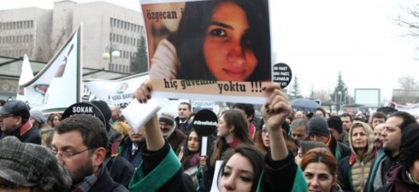 Turquie: polémique sur une loi sur les agressions sexuelles sur mineur