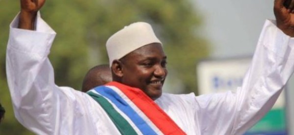 Gambie: un bilan mitigé après les 100 jours d’Adama Barrow