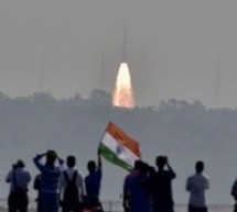 Inde: lancement réussi de 104 satellites d’un seul coup