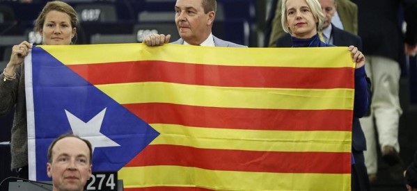Catalogne: Le Président Puigdemont répond au Roi d’Espagne et l’Europe est plus que divisée