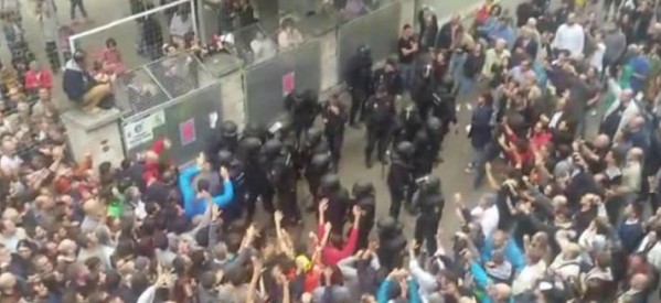 Catalogne: les Catalans ont voté malgré la violence de la police espagnole
