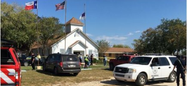 Etats-Unis: une fusillade dans une église au Texas fait au moins 27 morts