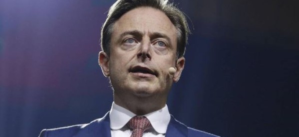 Belgique: Le Maire de la ville d’Anvers Bart De Wever critique le gouvernement espagnol
