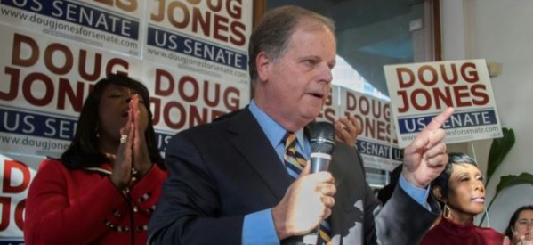 Etats-Unis: Le démocrate Doug Jones remporte les élections de l’Alabama