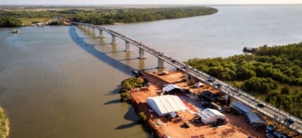 Gambie / Sénégal / Casamance : Inauguration du pont de Farafeni