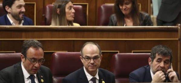 Catalogne : Quatre députés indépendantistes suspendus par la chambre basse espagnole