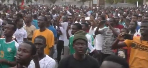 Casamance / Sénégal: Sadio Mané accueilli par des jets de pierres à l’Université de Dakar