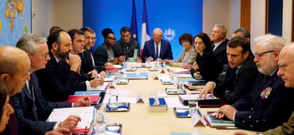 France / Coronavirus : Une dizaine de plaintes déposées contre le gouvernement Macron