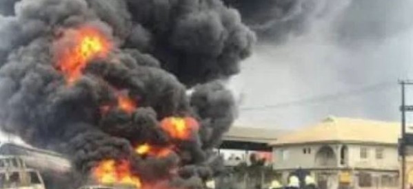 Nigeria : Au moins dix-sept personnes tuées dans une explosion