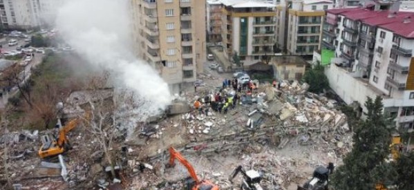 Turquie / Syrie : Le bilan des séismes s’alourdit à plus de 6 000 morts