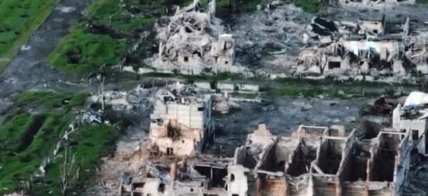 Ukraine / Russie :  La ville ukrainienne de Maryinka tombe sous contrôle des forces russes